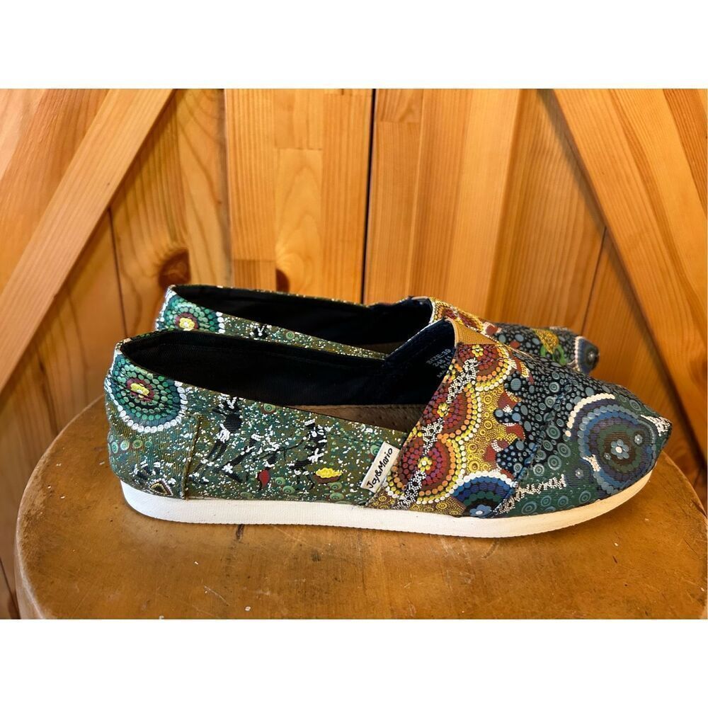 JOY & MARIO Multi color design Shoes Size 8-8.5